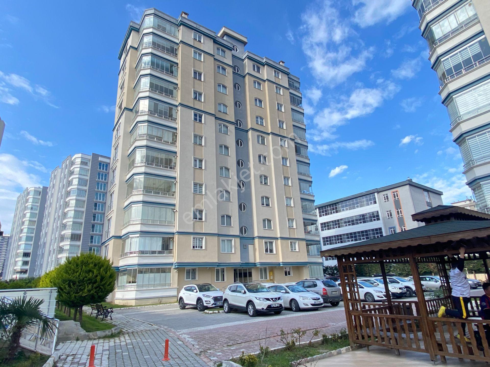 Havuzlu Güvenlikli Mavikentte 4+1 Satılık Daire - Görsel 8
