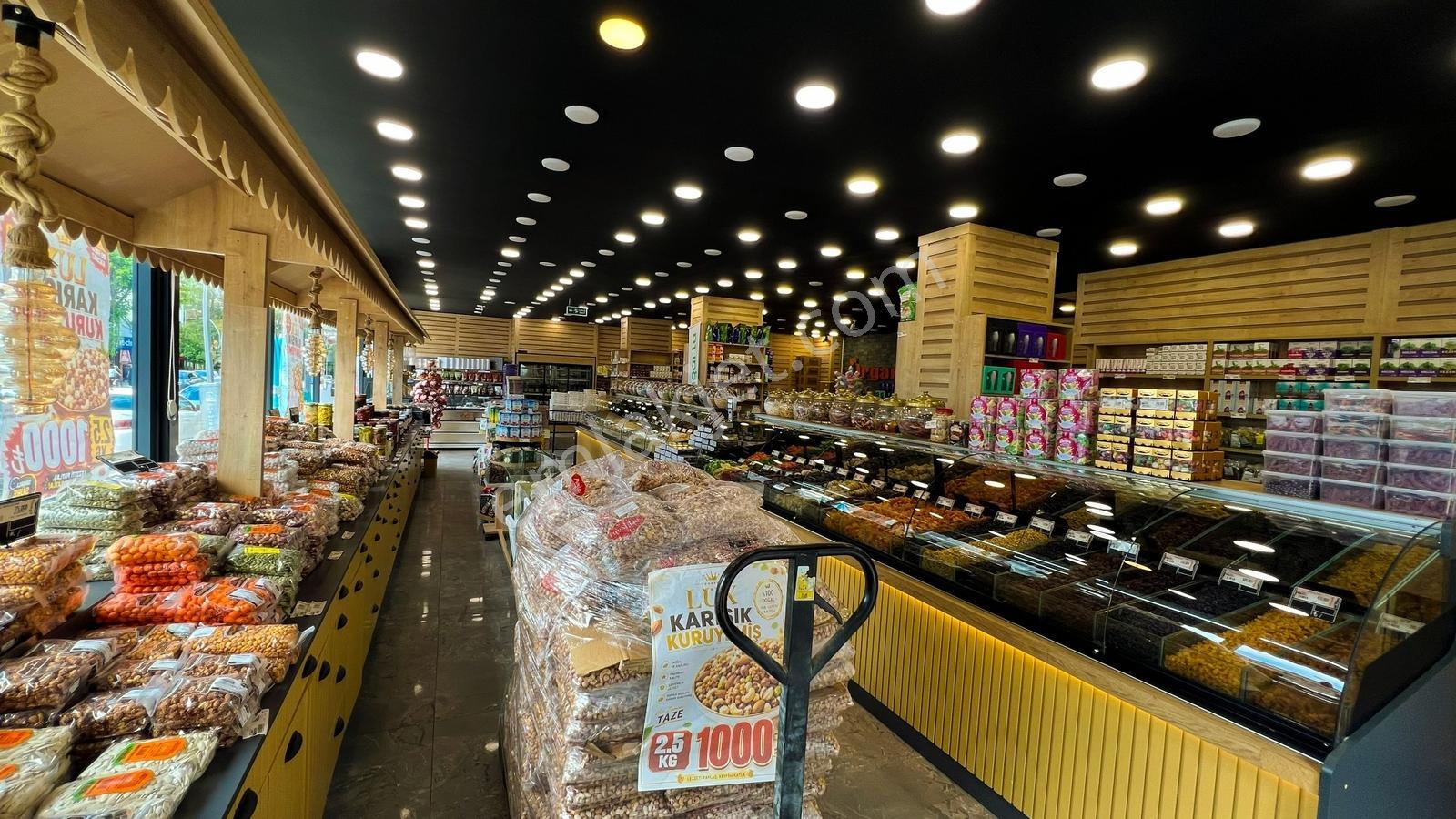 Körfez Fatih Mahallesi Ticaret Alanında Komple Satılık Bina - Görsel 2
