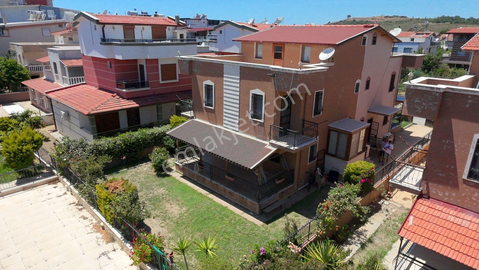 Rota Emlak'tan Gümüldürde Denize 70m Mesafede 3+1 Bahçeli Villa - Görsel 27