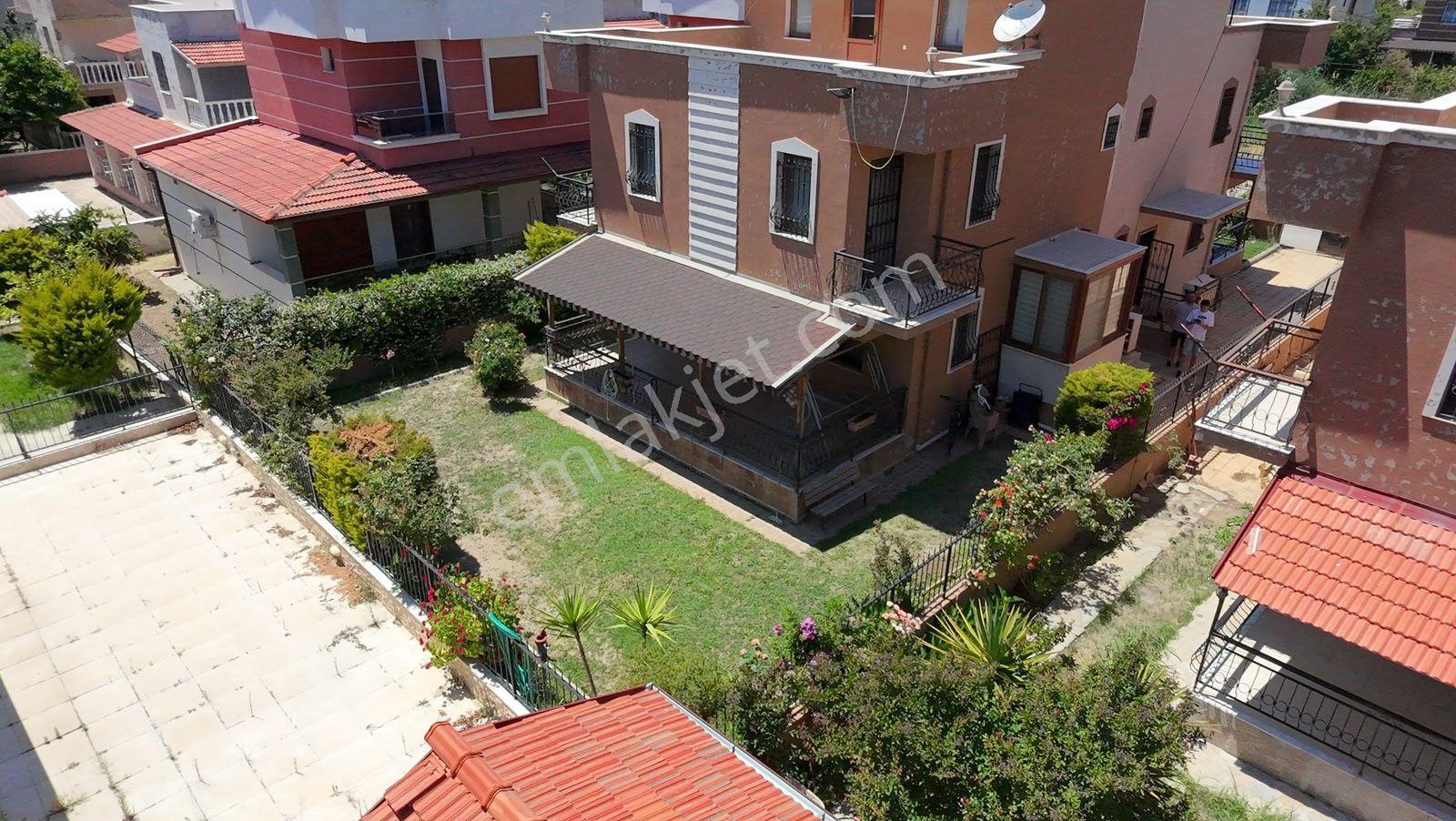 Rota Emlak'tan Gümüldürde Denize 70m Mesafede 3+1 Bahçeli Villa - Görsel 26