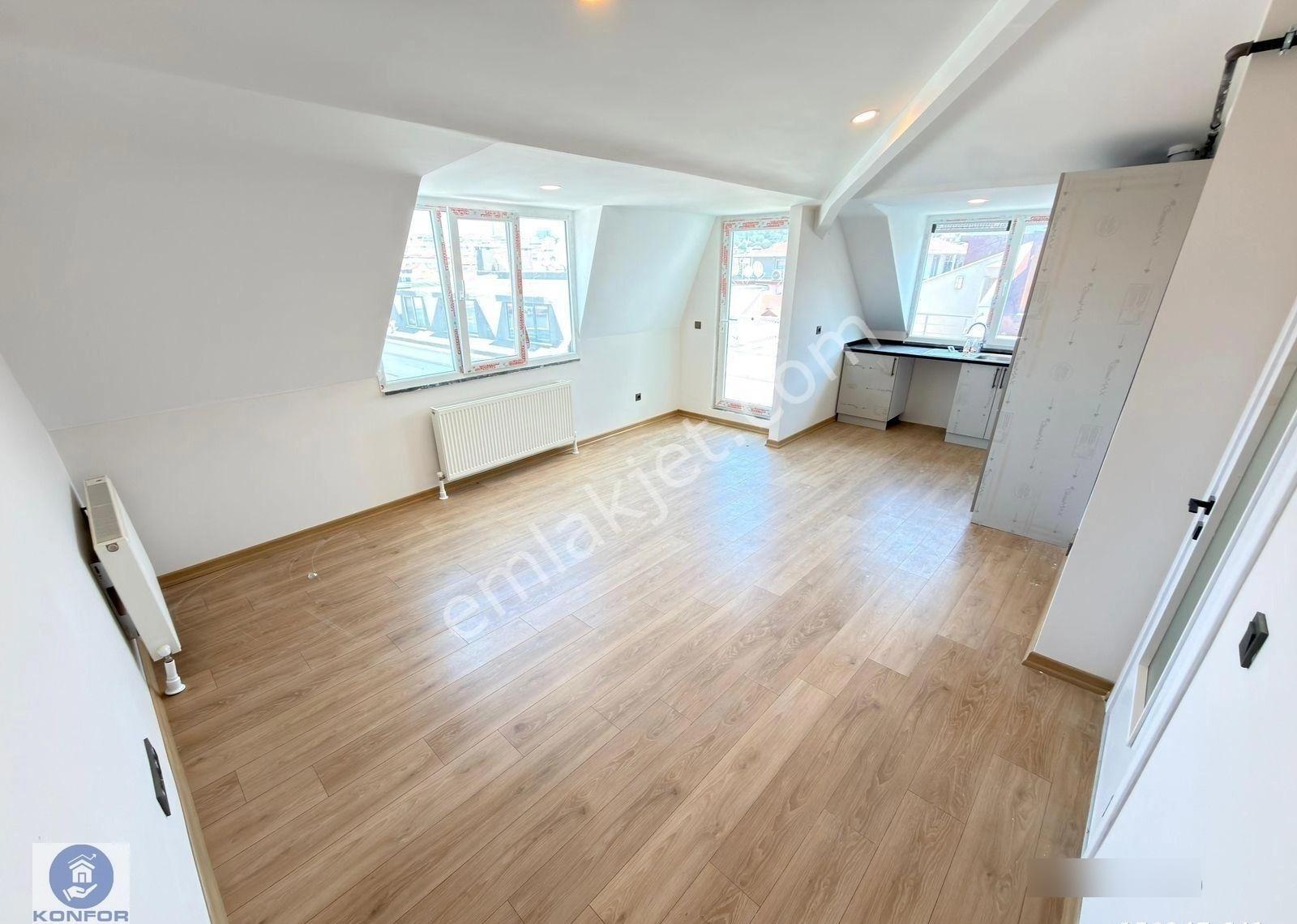 █ Konfor █ Küçükyalı Minibüse Yakın Sıfır Binada Kullanışlı 2+1