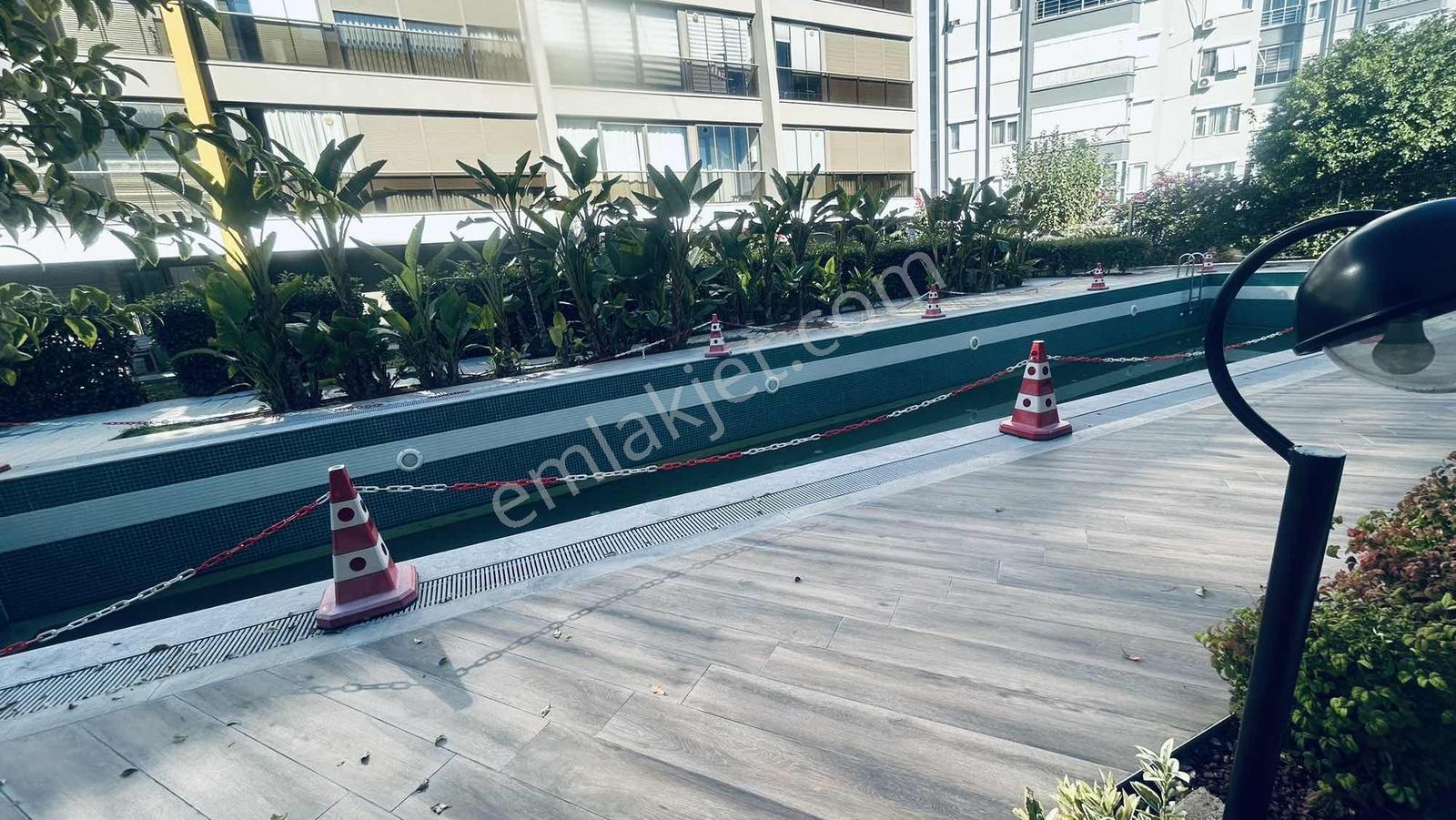 Güzelobada Havuzlu Sit. A.mutfaklı, E.banyolu 2+1 Satılık Daire - Görsel 25