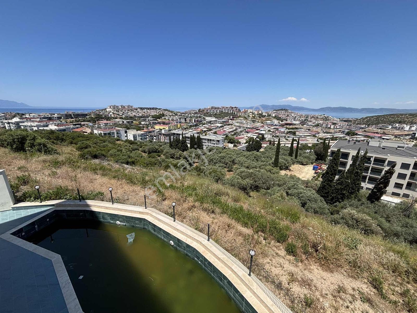 Kuşadasında Deniz Manzaralı 3+1 Geniş Ferah Kullanımlı Daire - Görsel 11