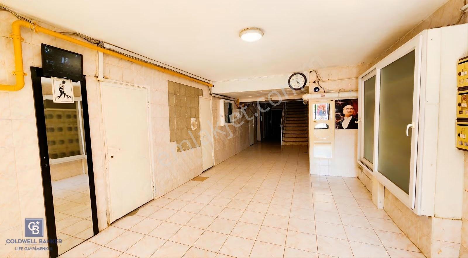 Çiğli Evka 5 'de Bakımlı 2+1 Kiralık Daire - Görsel 22