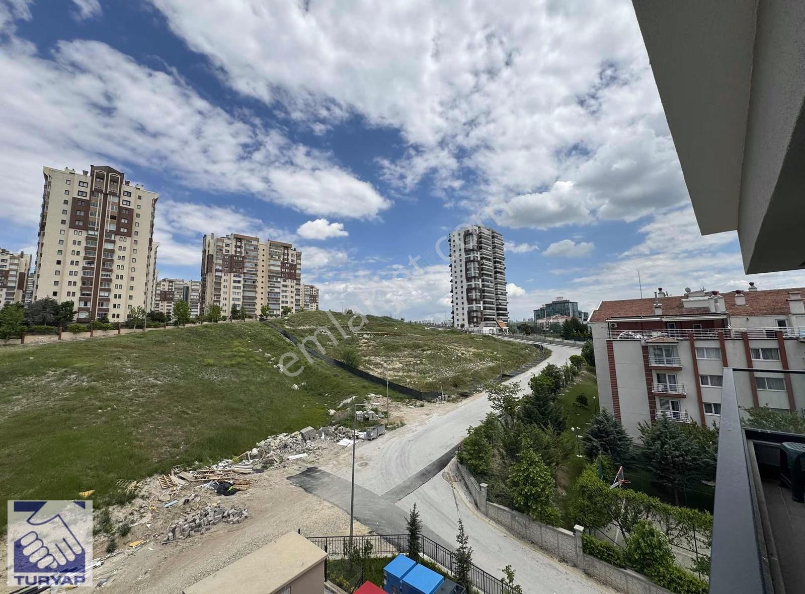 Bordo Yaşam Sitesinde Ebeveyn Banyolu 2+1 Sıfır Ferah Satılık - Görsel 31