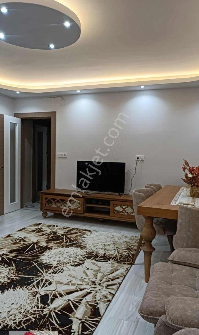 Ergenekon Mahallesinde 3+1 Eşyalı Kiralık Daire - Görsel 8