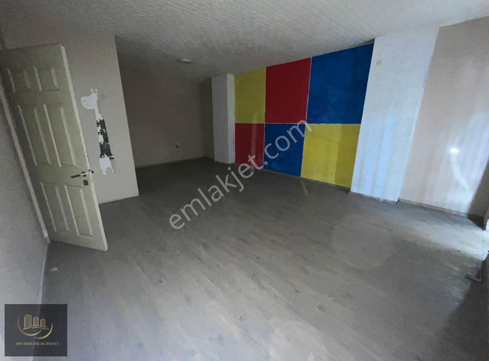 Has Seba'dan Sefaköy Merkezde 75m2 Mutfaklı+wc'li Kiralık Ofiss - Görsel 3