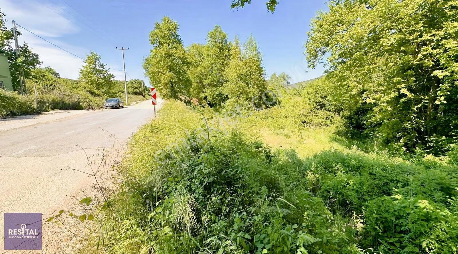 Kaymakoba Da Satılık Anayol Üstü 850m2 Tarla