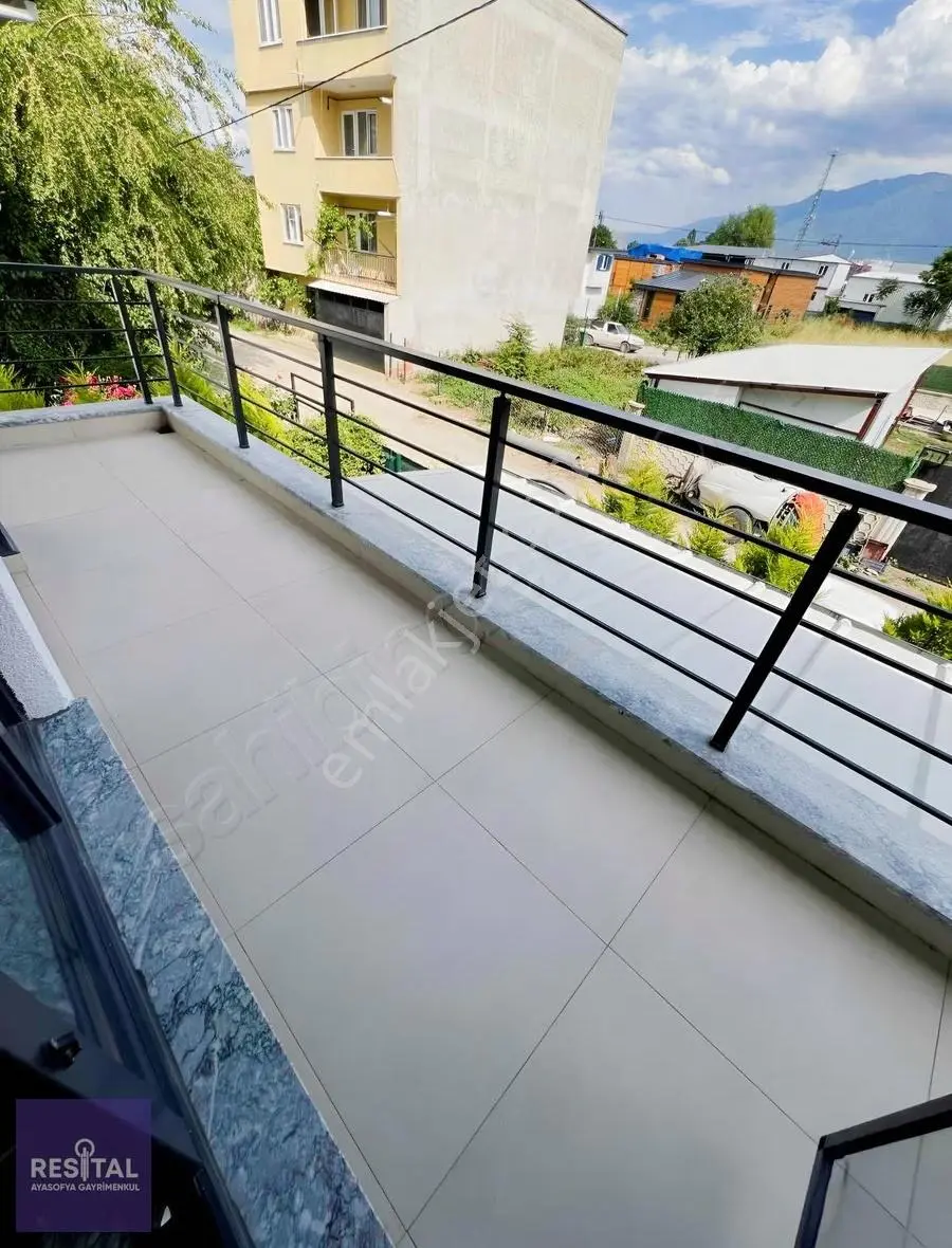 Müstakil 250 M2 Arsa İçinde 2+1 Dubleks - Görsel 2