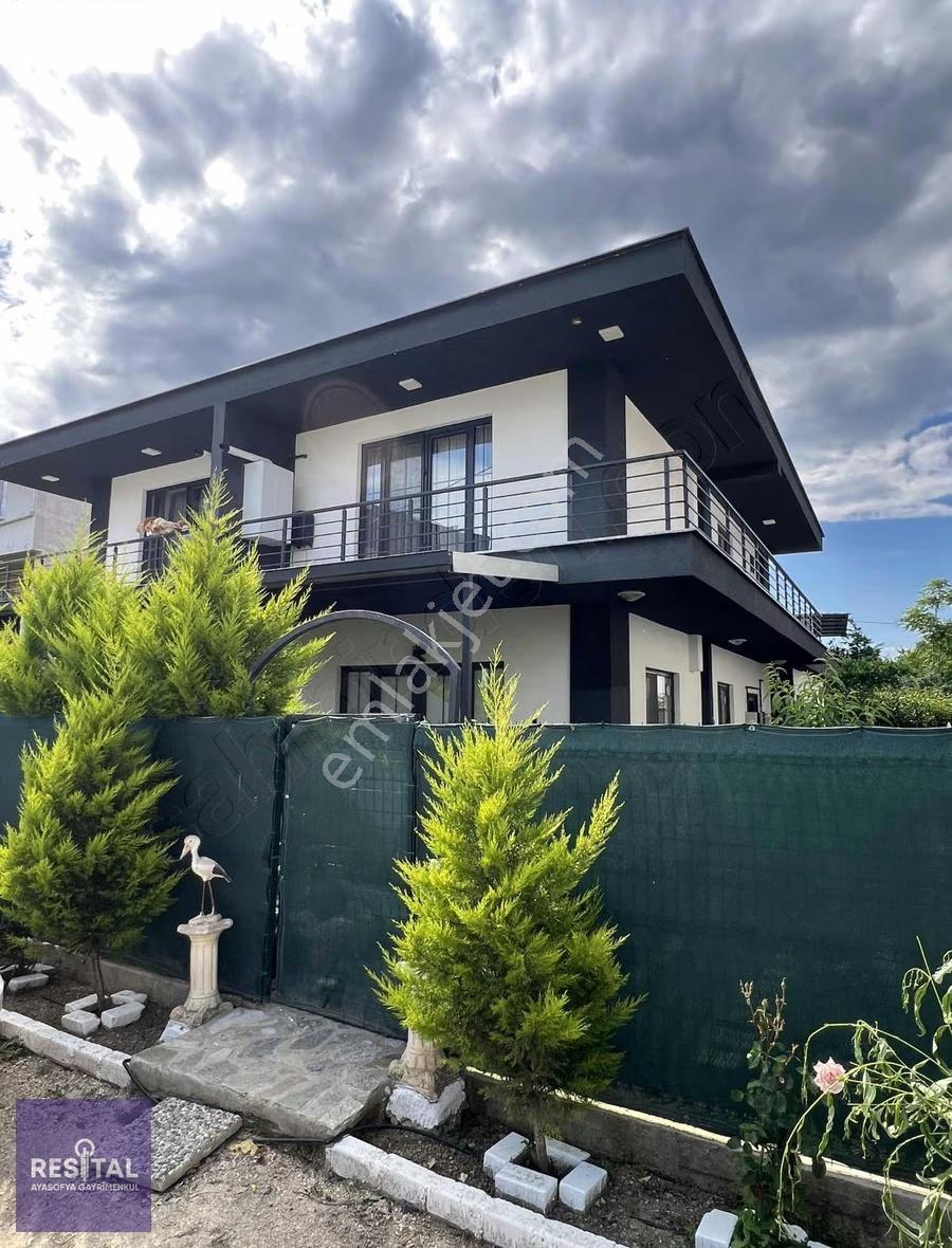 Müstakil 250 M2 Arsa İçinde 2+1 Dubleks