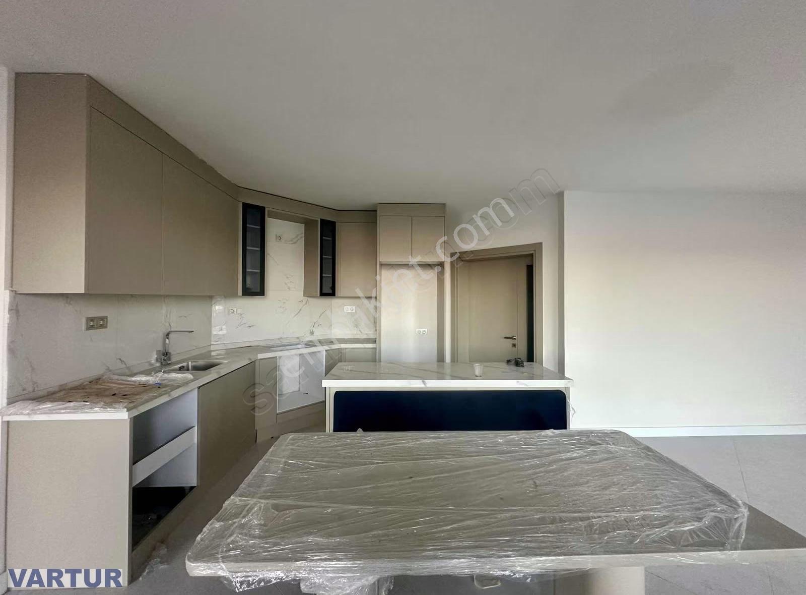 Fethiye Merkezde Eşsiz Marina Manzaralı Satılık Villa - Görsel 7