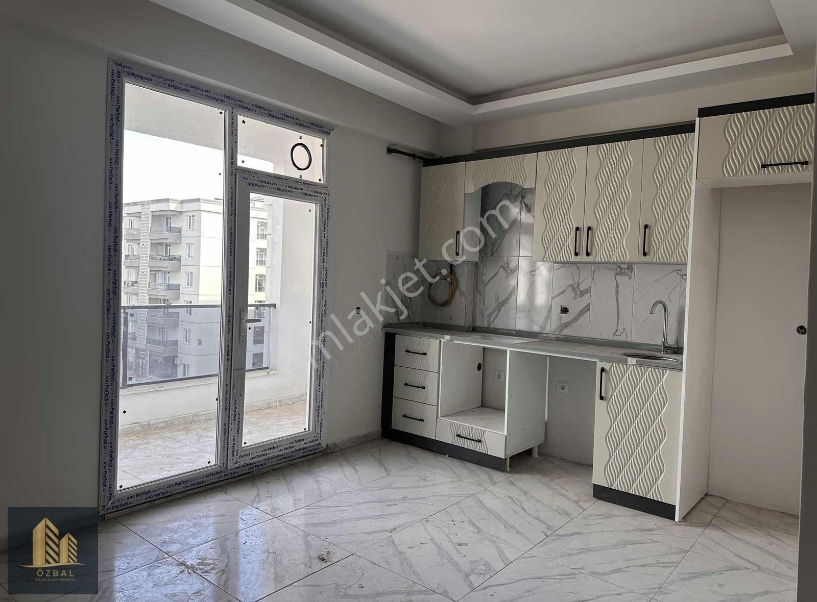 Özbal Emlak Stadyum Civarı Özay 2. Etapta Kiralık Sıfır Daire - Görsel 3