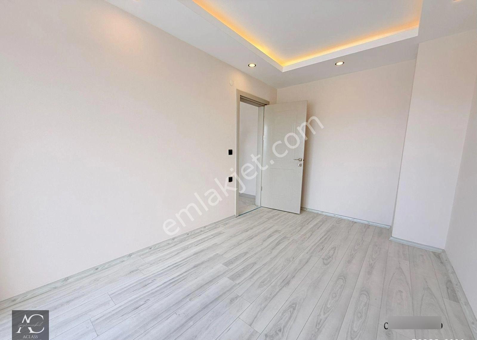 Aclass'dan Merkezi Konumda-güvenlık-kapalı Otopark-bahçe-havuz-sosyal Alan-lüx Fırsat 1+1 Daire - Görsel 24