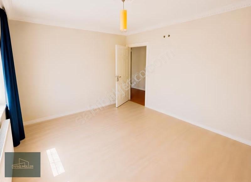 Bahçelievler'de 230m2 Daire - Görsel 4