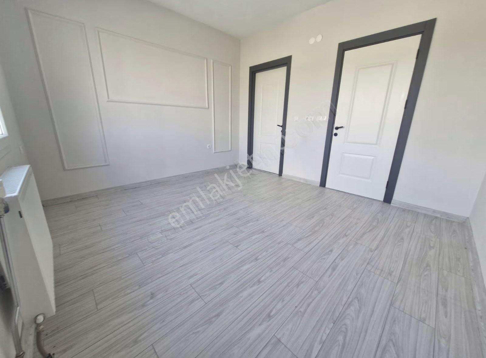 Mimsin Fatih Mahallesinde Ana Cadde Üzerinde 4+1 Satılık Daire - Görsel 7