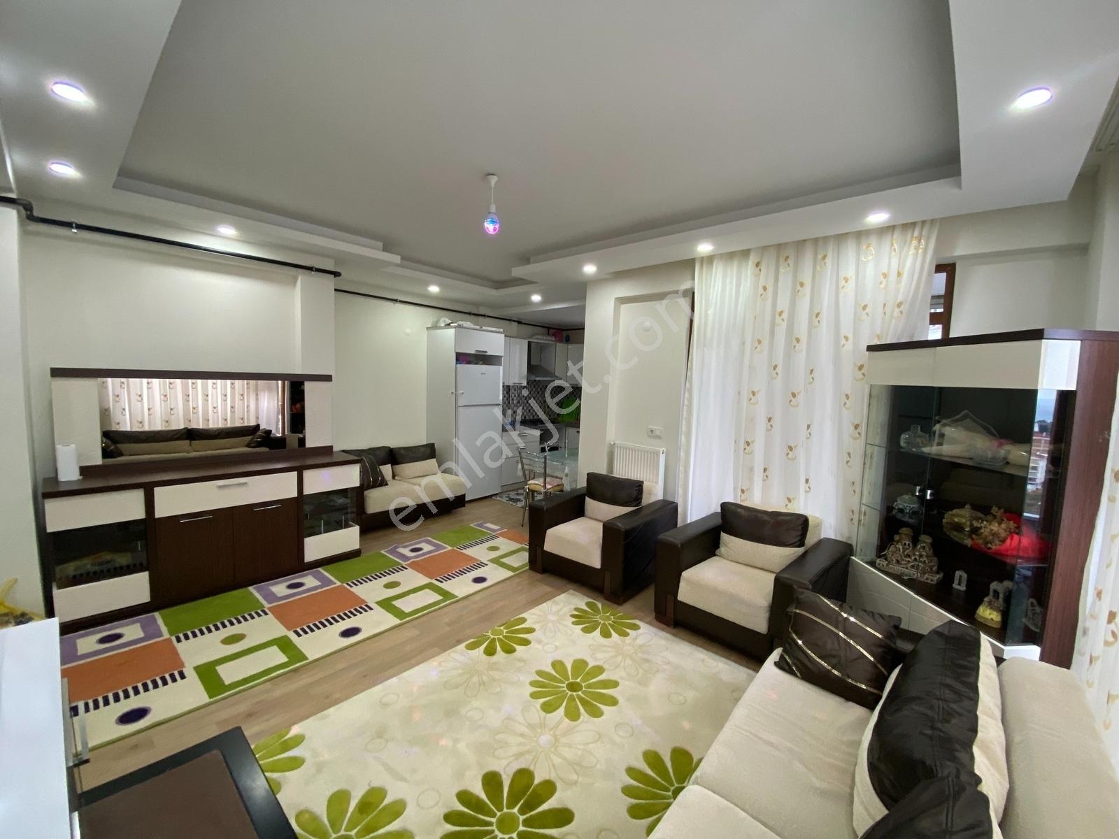 Truva//bt'den Körfez'de Deniz Manzaralı Eşyalı 1+1 Kiralık Daire