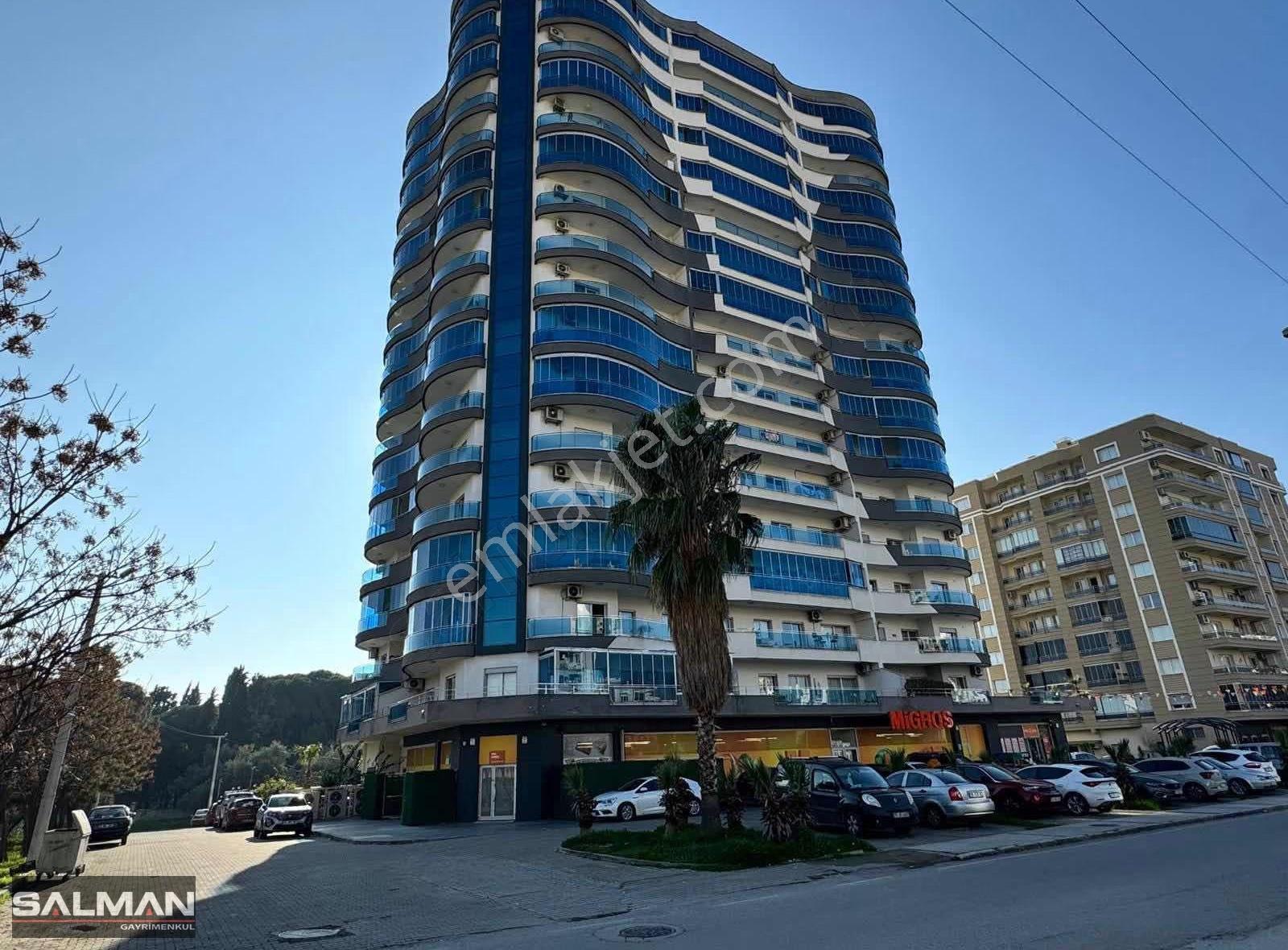 Salman'dan Yeni Girne Merkezde Satılık Lüx 3+1 Geniş Ferah Daire