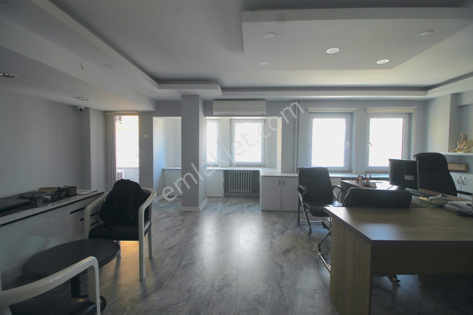 Heykel Orhanbey Mah. 340m2 İş Hanı Katı Bakımlı Ofis - Görsel 16
