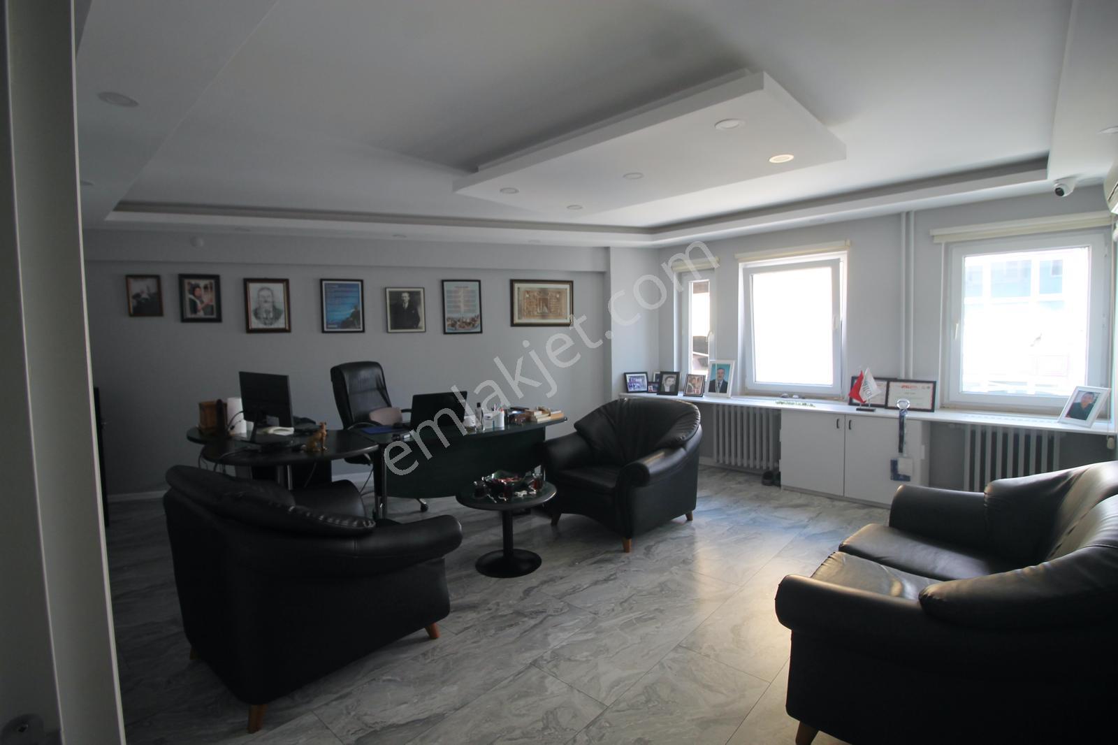 Heykel Orhanbey Mah. 340m2 İş Hanı Katı Bakımlı Ofis - Görsel 19