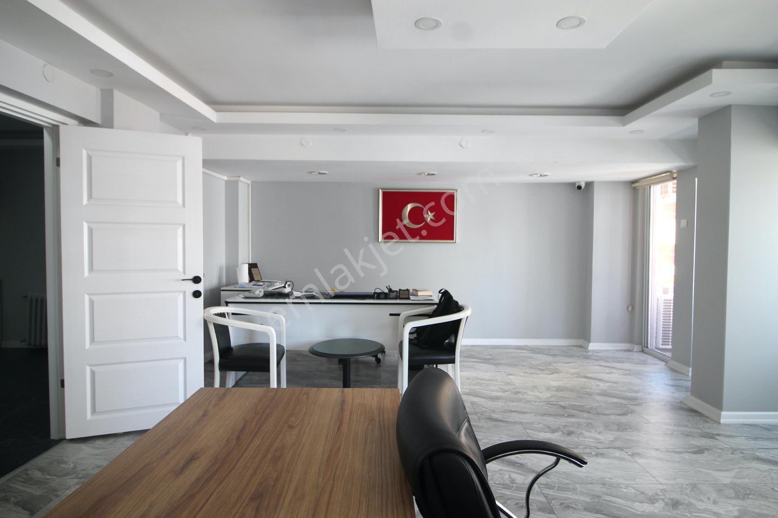 Heykel Orhanbey Mah. 340m2 İş Hanı Katı Bakımlı Ofis - Görsel 17