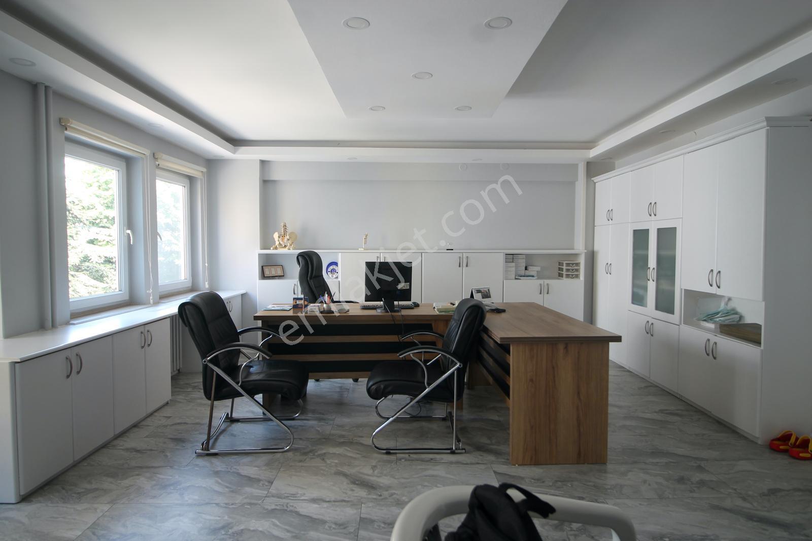 Heykel Orhanbey Mah. 340m2 İş Hanı Katı Bakımlı Ofis - Görsel 15