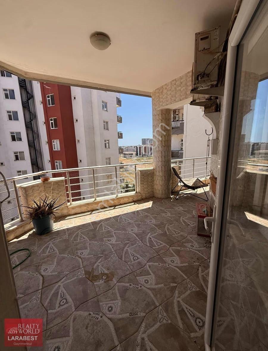 Altıntaşta Havuzlu Sitede Eşyalı 150 M² Geniş 2+1 Daire - Görsel 4