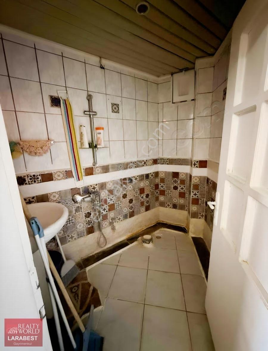 Altıntaşta Havuzlu Sitede Eşyalı 150 M² Geniş 2+1 Daire - Görsel 11