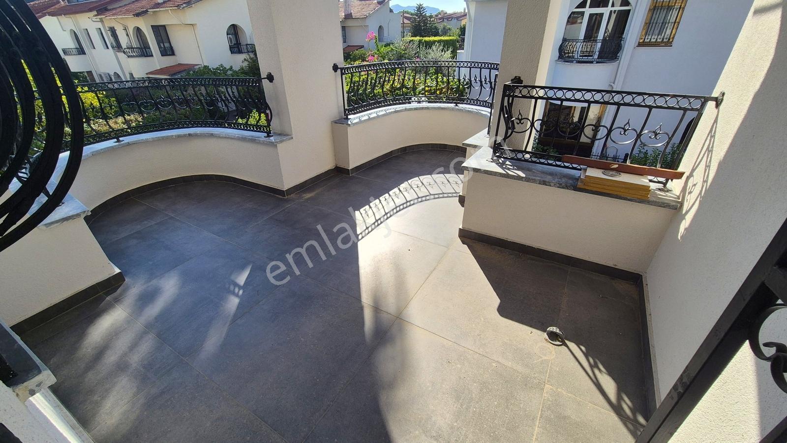Marmaris Armutalan'da Satılık Bahçeli 4+1 Müstakil Harika Villa - Görsel 21