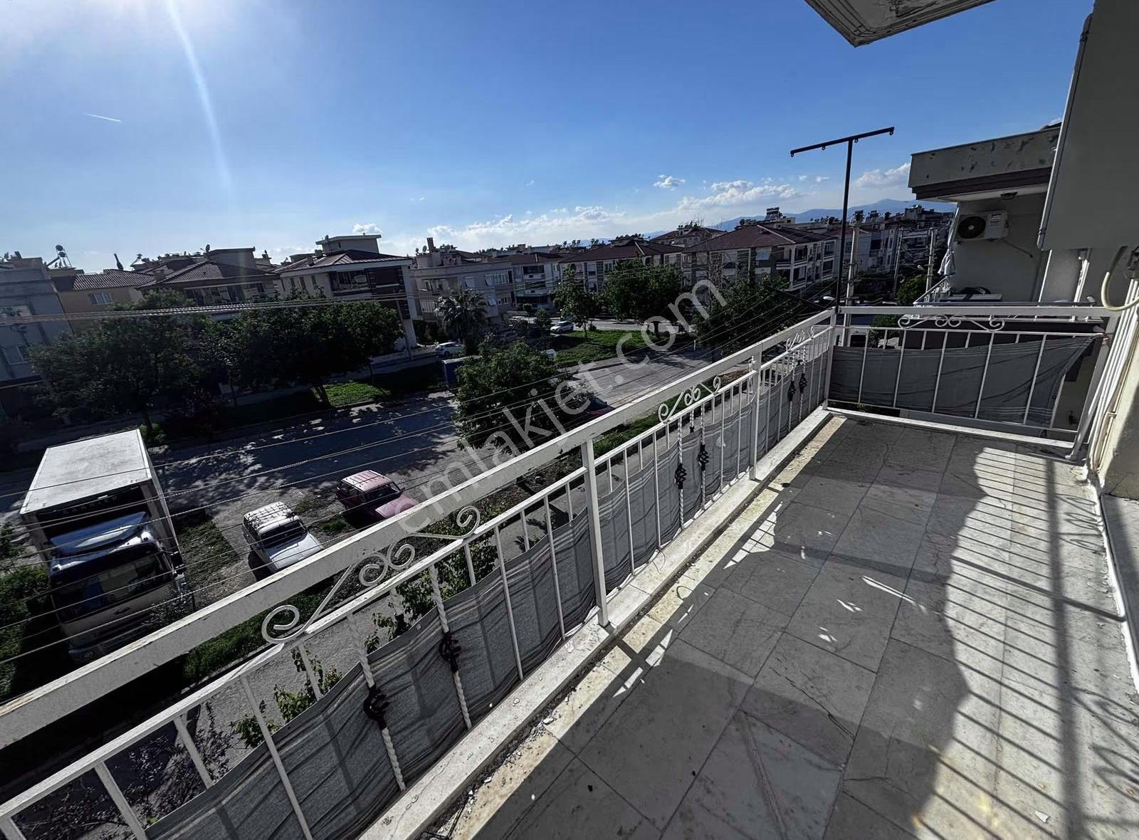İki Cepheden Parka Bakan Ferah Daire - Görsel 22
