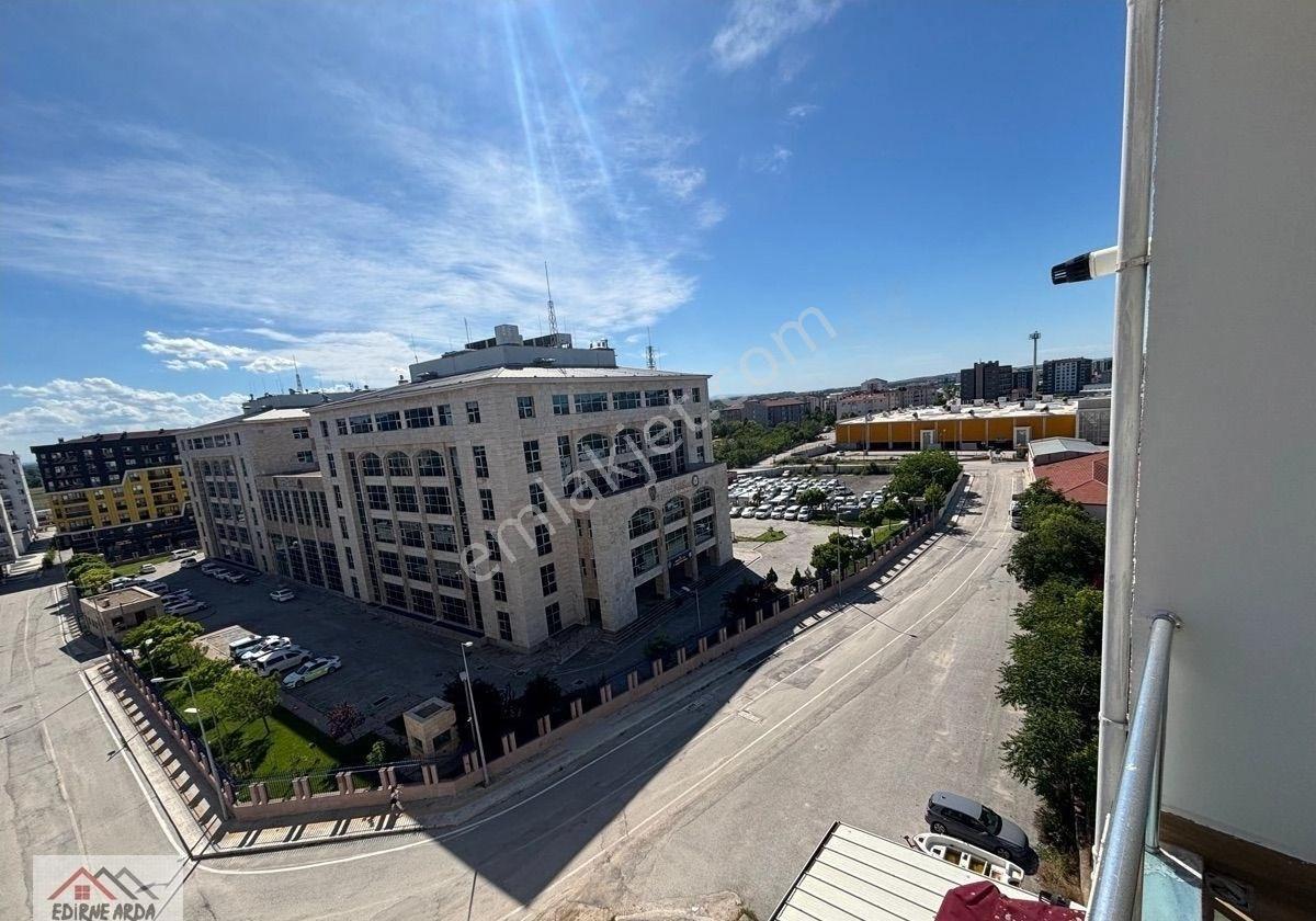 Arda Emlak Ofisinden Libra Teras Evlerinde Ara Kat Balkonlu Eşyalı Daire - Görsel 10