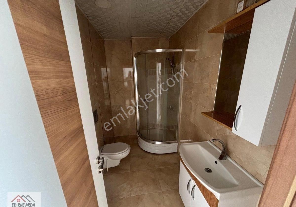 Arda Emlak Ofisinden Libra Teras Evlerinde Ara Kat Balkonlu Eşyalı Daire - Görsel 9