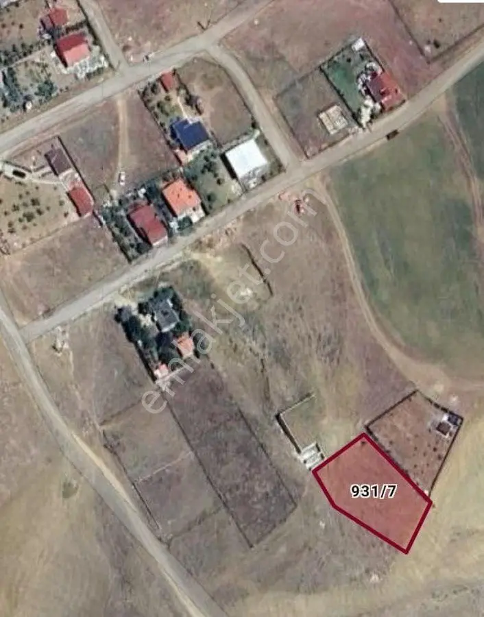 Sahibinden 903 M2 İmarlı Tek Tapu Arsa; Konut, Villa, Bahçe Yapımına Uygun - Görsel 2