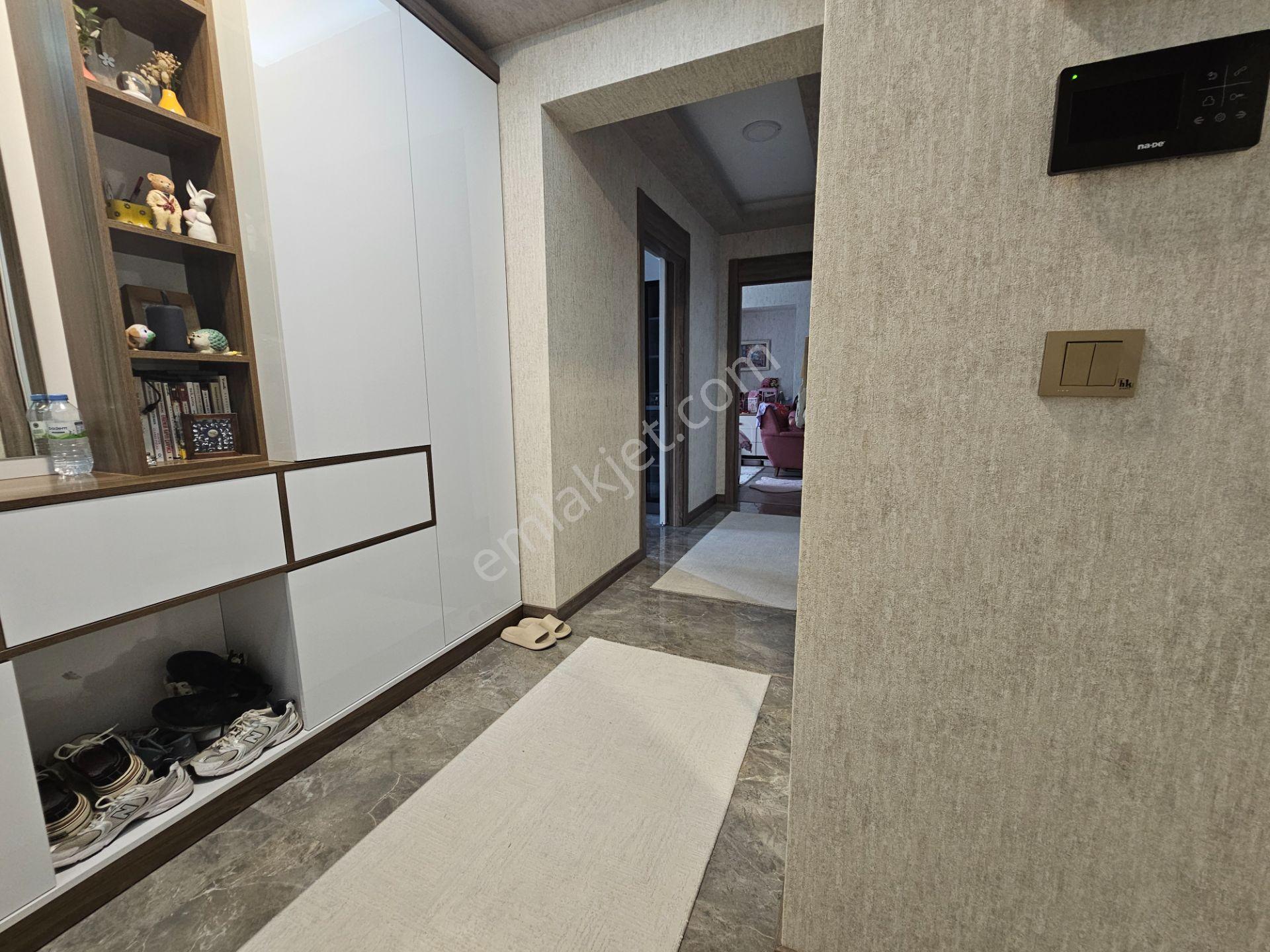 Mecidiye Kızlarpınarı Cadde Üzeri Hk Prestij 3+1 Site Daire - Görsel 16