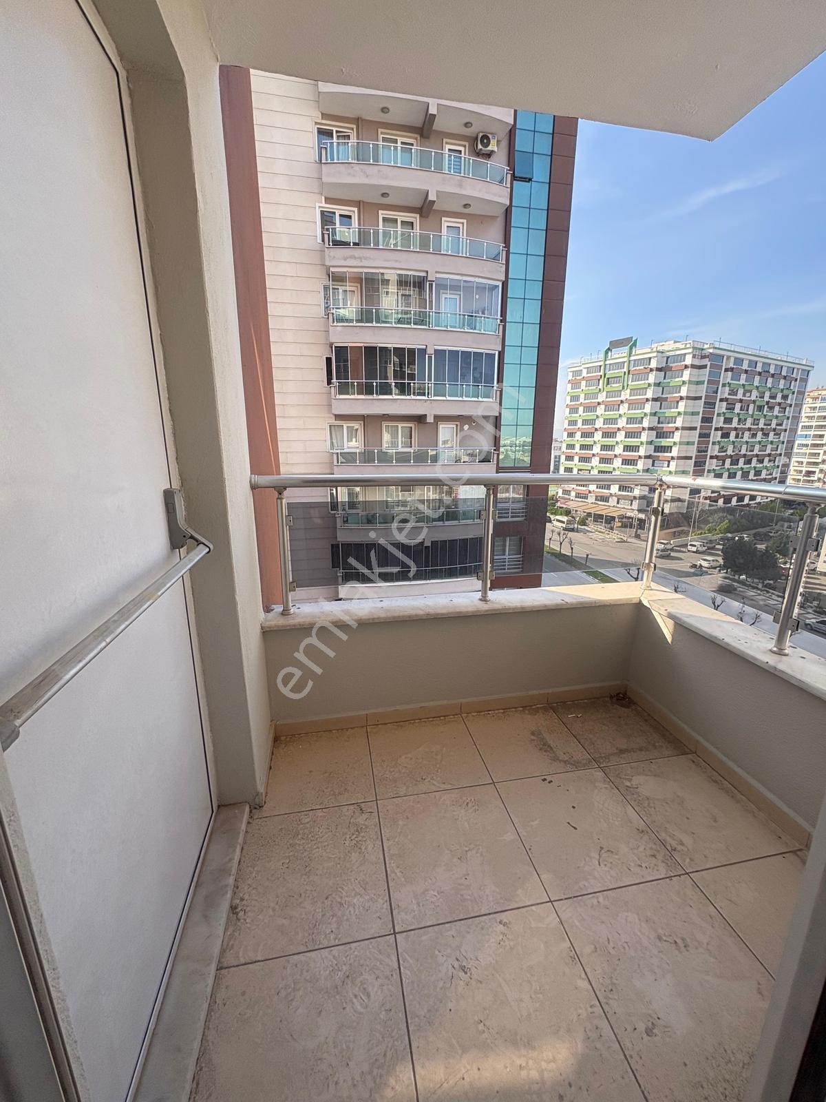 Grandmedikal Hastanesi Civarı Site İçi 3+1 Otoparklı Boş Arakat - Görsel 19