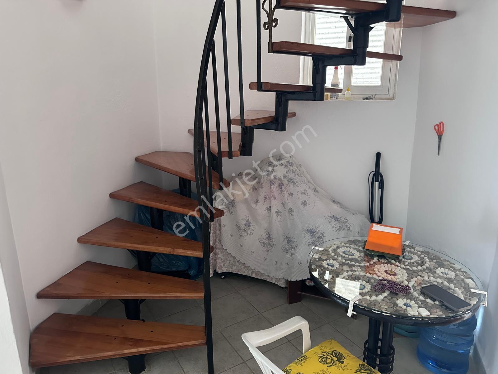 Anamur'da Eşyalı Yazlık Denize 500 Metre 3 Katlı - Görsel 17