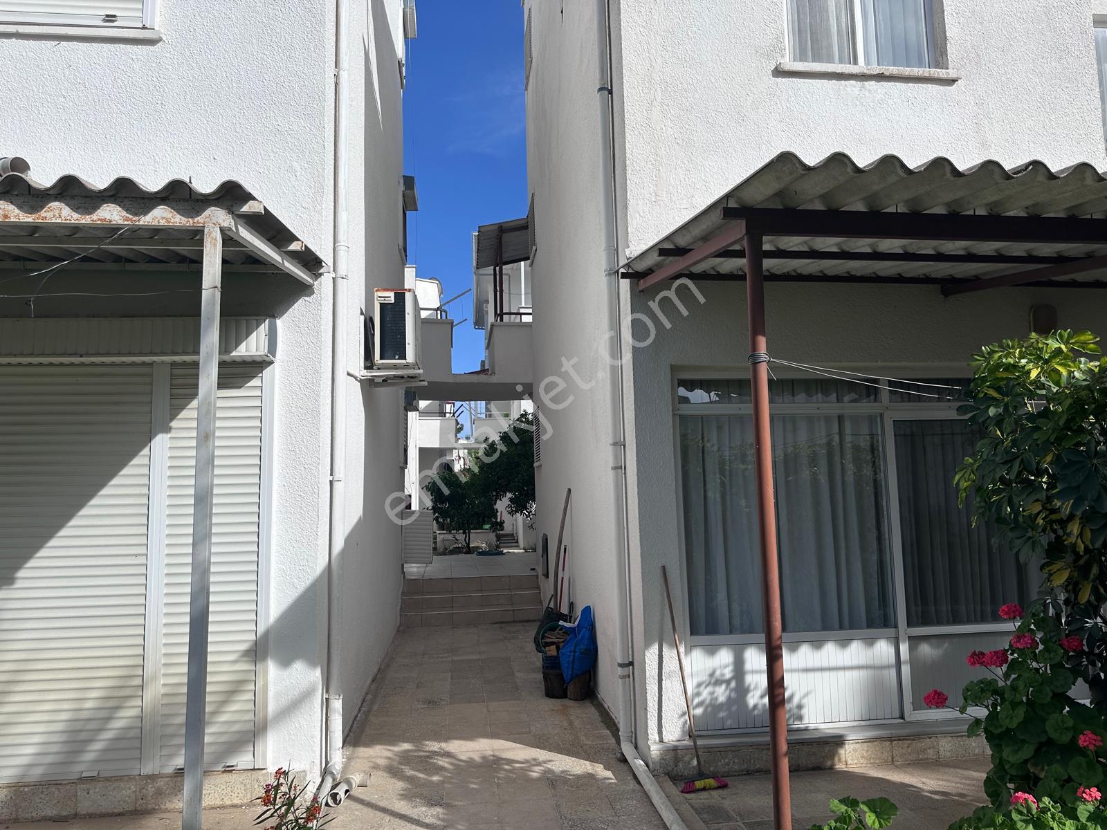 Anamur'da Eşyalı Yazlık Denize 500 Metre 3 Katlı - Görsel 14