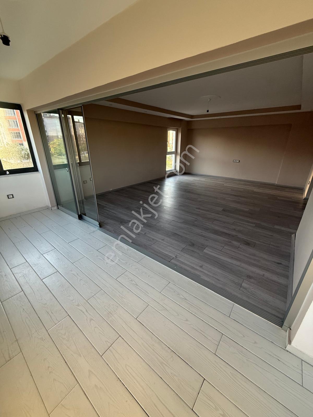 Ege Emlak'tan Yeni Mahalle De Ara Kat 3+1 Kiralık Daire - Görsel 4