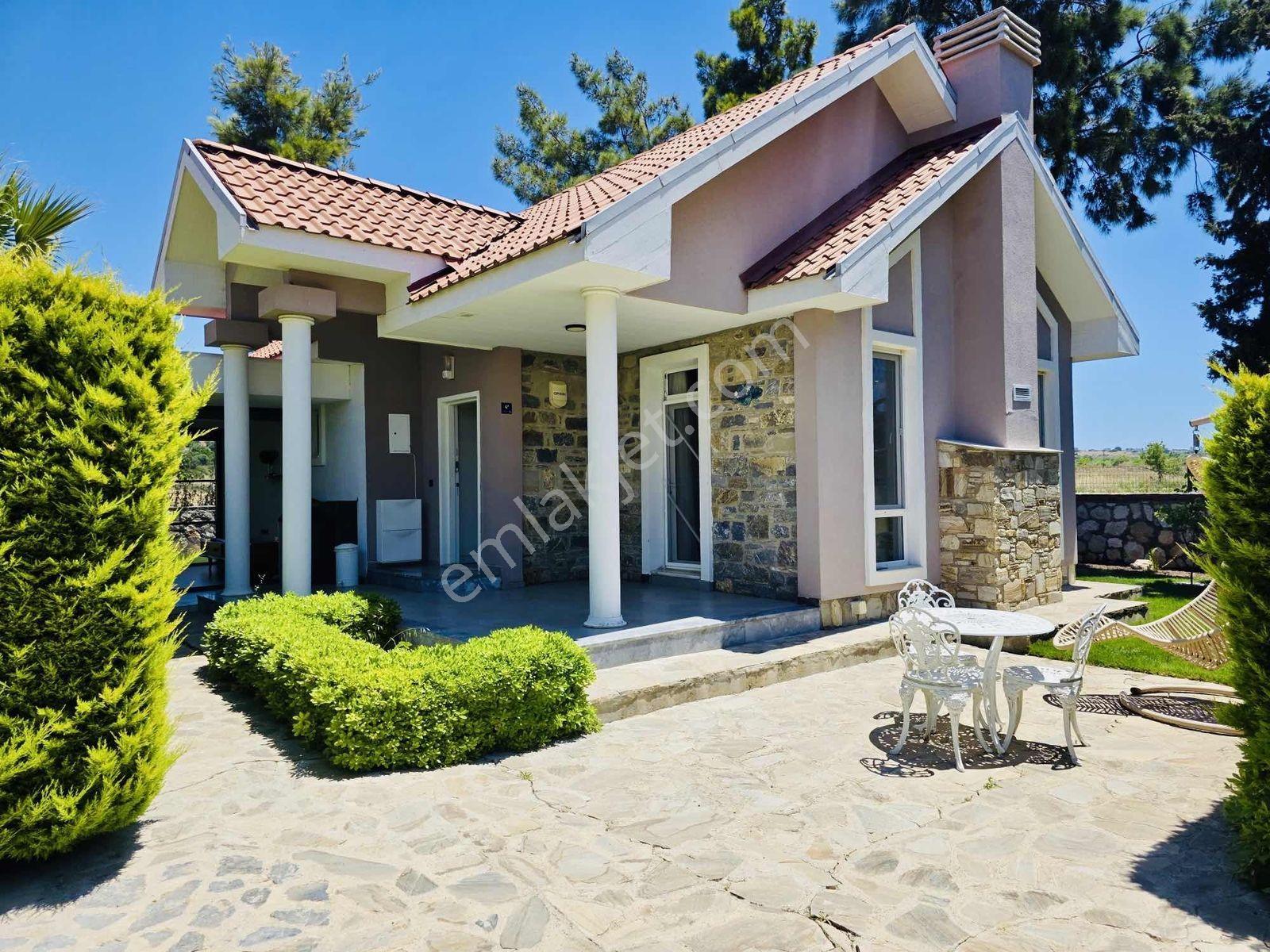 Denize 800m, Havuzlu Sitede Müstakil Bahçeli 2+1 Bungalov Villa - Görsel 35