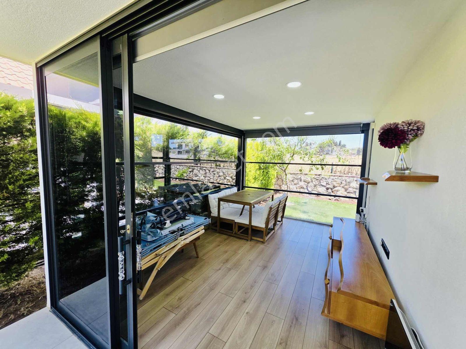 Denize 800m, Havuzlu Sitede Müstakil Bahçeli 2+1 Bungalov Villa - Görsel 12