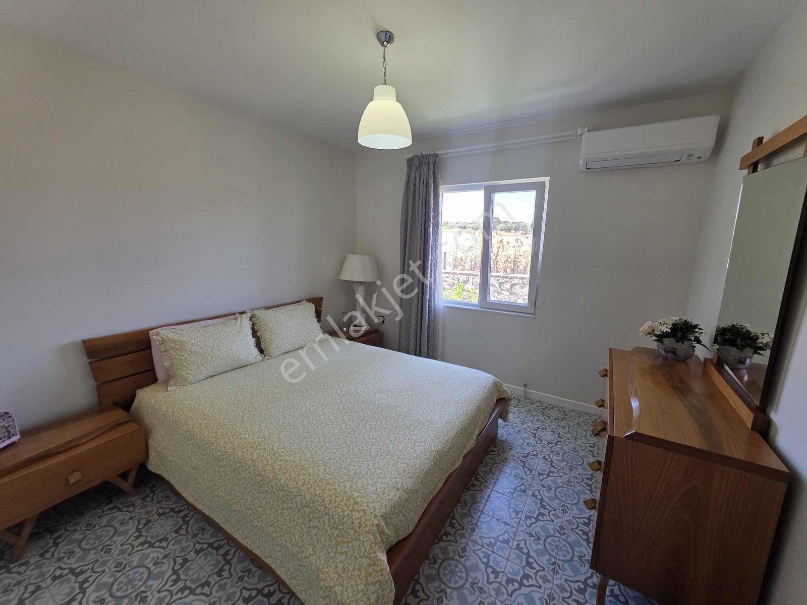 Denize 800m, Havuzlu Sitede Müstakil Bahçeli 2+1 Bungalov Villa - Görsel 8