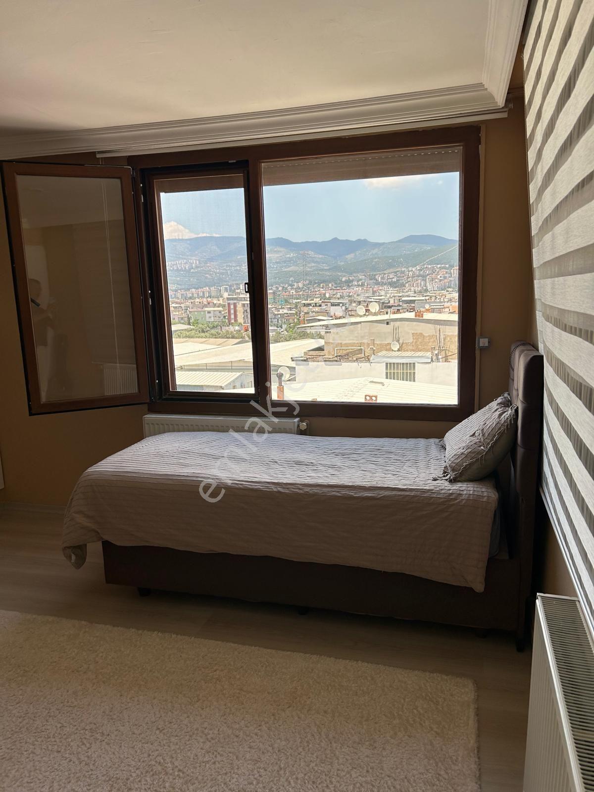 Bornova Doğanlar'da Kiralık 4+1 Doğalgazlı, Dubleks Daire - Görsel 11