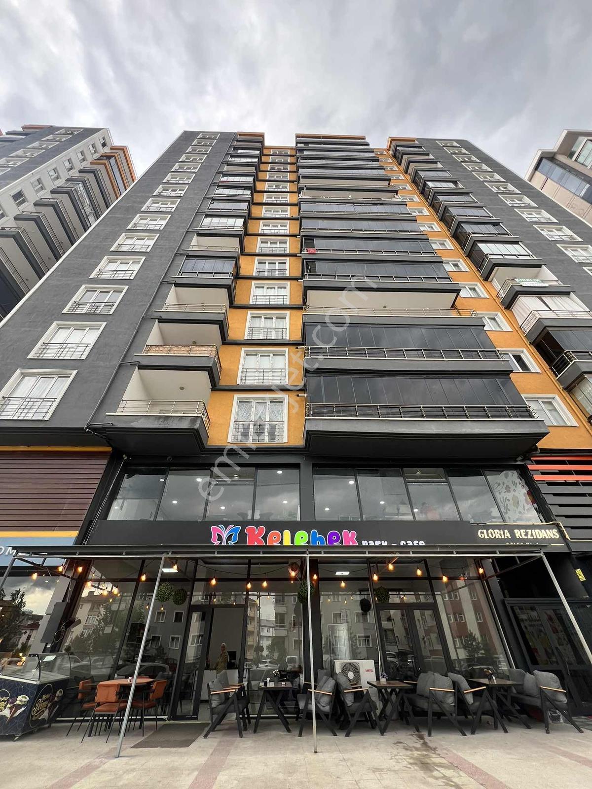 Ekin Group'tan Fuar Yolunda Devren Satılık 3 Katlı 400 M2 İşyeri - Görsel 4