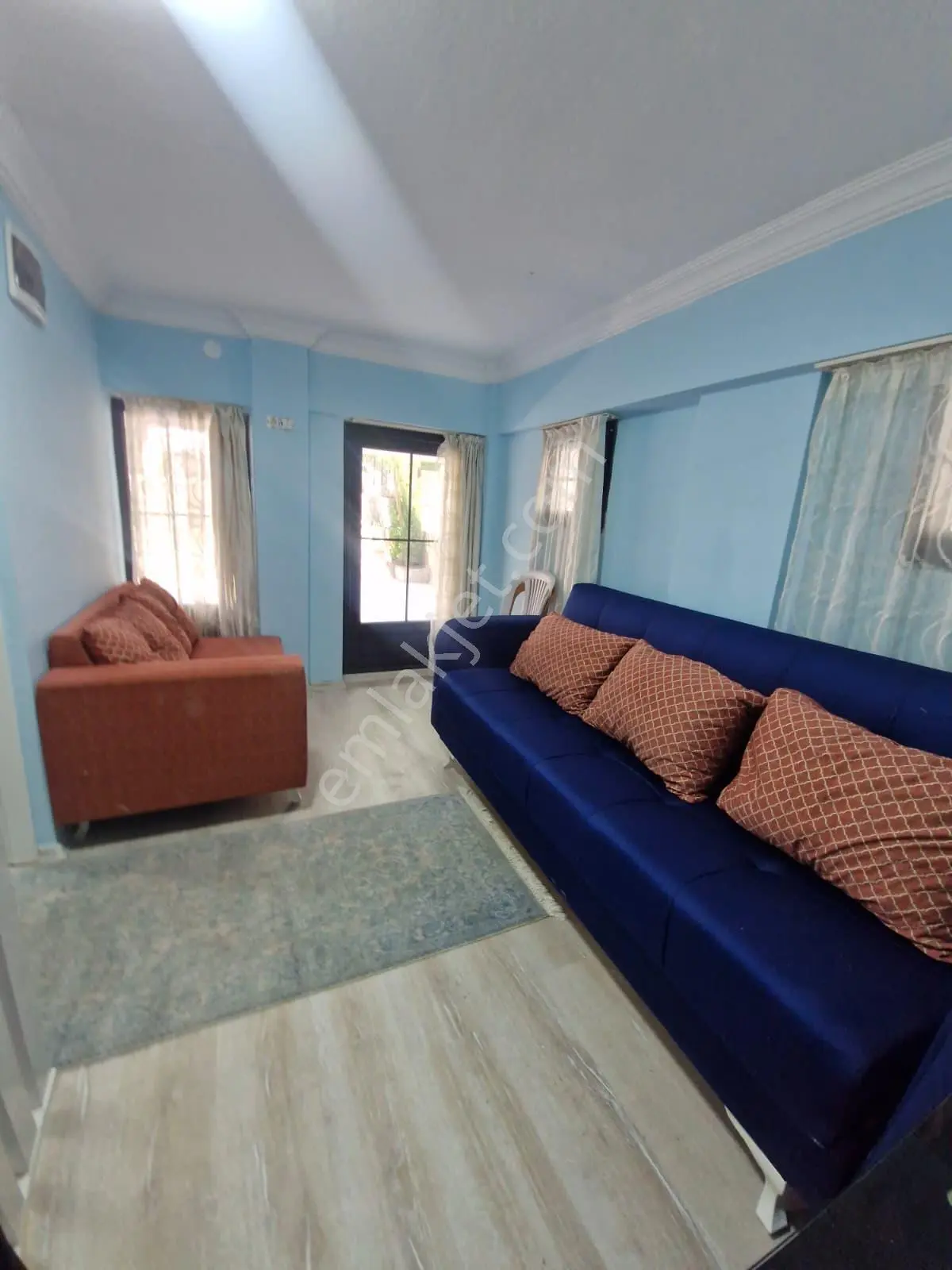 Acil Yatırıma Uygun Merkezi Konumda 50 M² Giriş Kat - Görsel 2