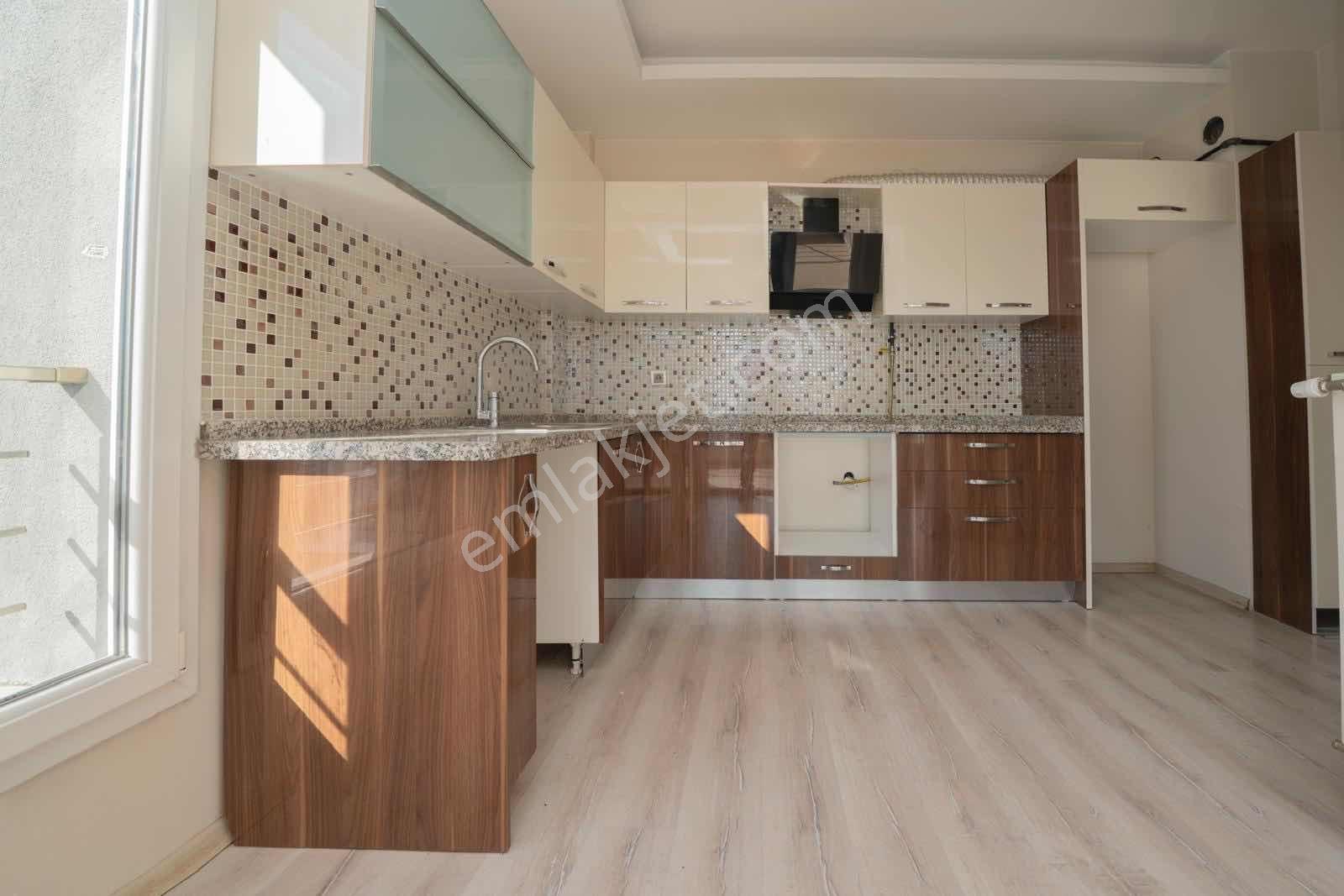 Konal/ Bölgenin En Prestijli Sitesinde 3+1 Köşe Daire Satılık - Görsel 14