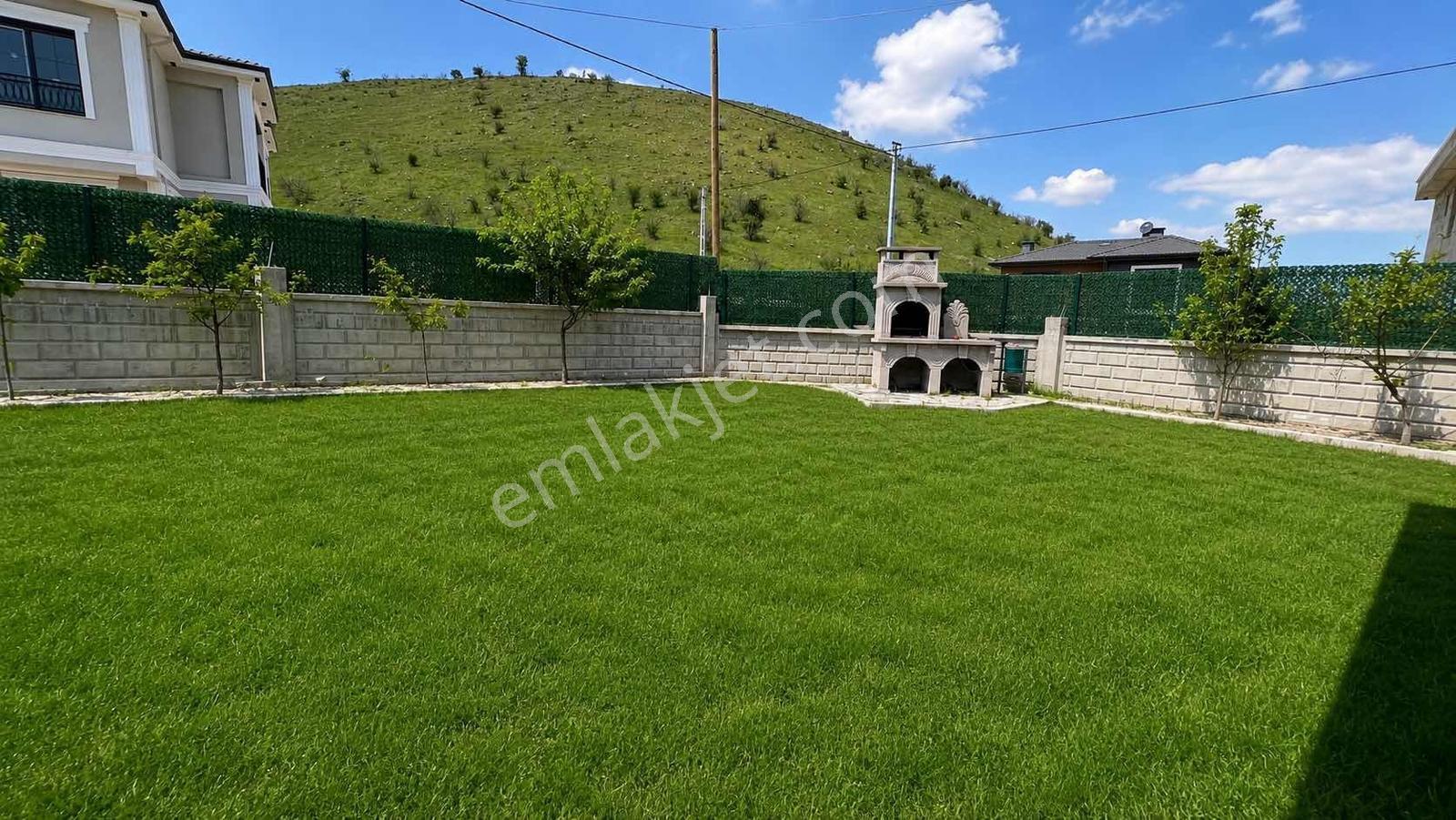 Konal'dan Merkezi Konumda Fırsat 2+1 Butik Villa - Görsel 13