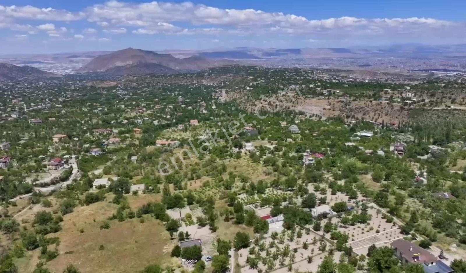 Konal Gayrimenkul Güvencesiyle Fırsat 3 Villalık Köşe Parsel