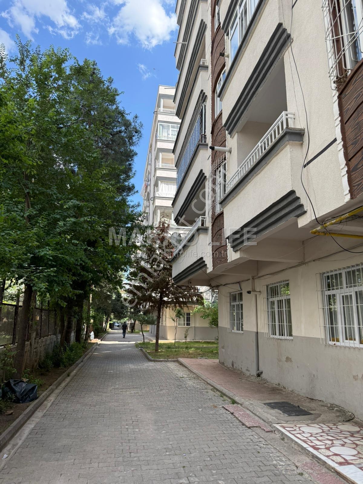 Gaziler Çeşme Durağı Park Karşısı ( Ceylan Avm Arkası) - Görsel 20