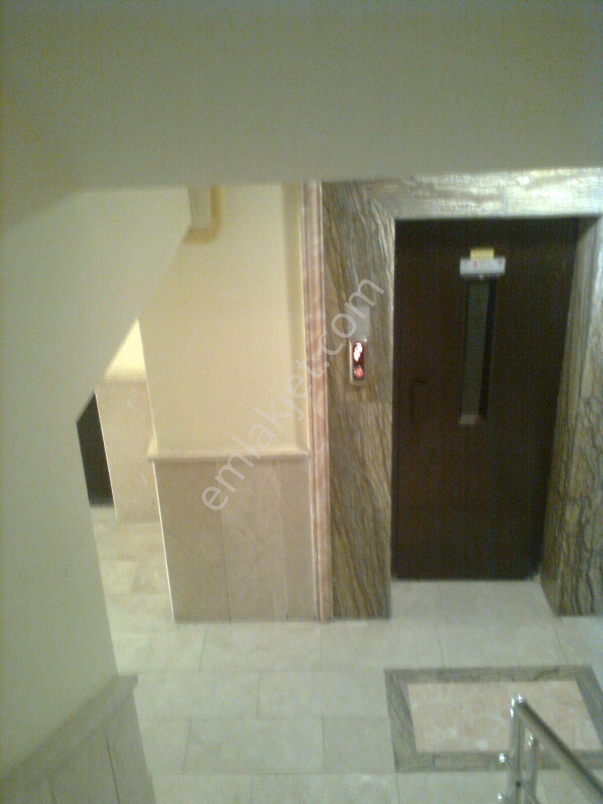 Sahibinden Kiralık 3+1 Asansörlü , Otoparklı Geniş Daire - Görsel 5