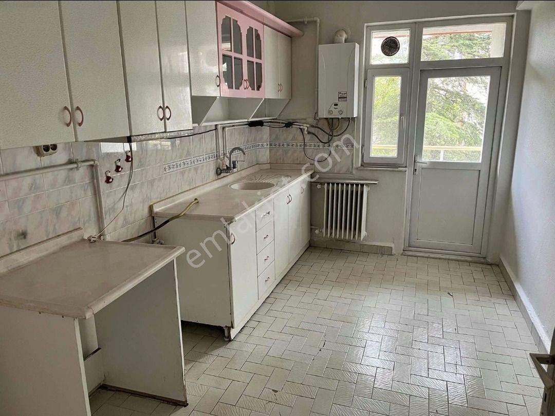 İsa Kavak Gayrimenkul’den 2+1 Kiralık Daire – Selçuklu Şeyh Şamil - Görsel 2