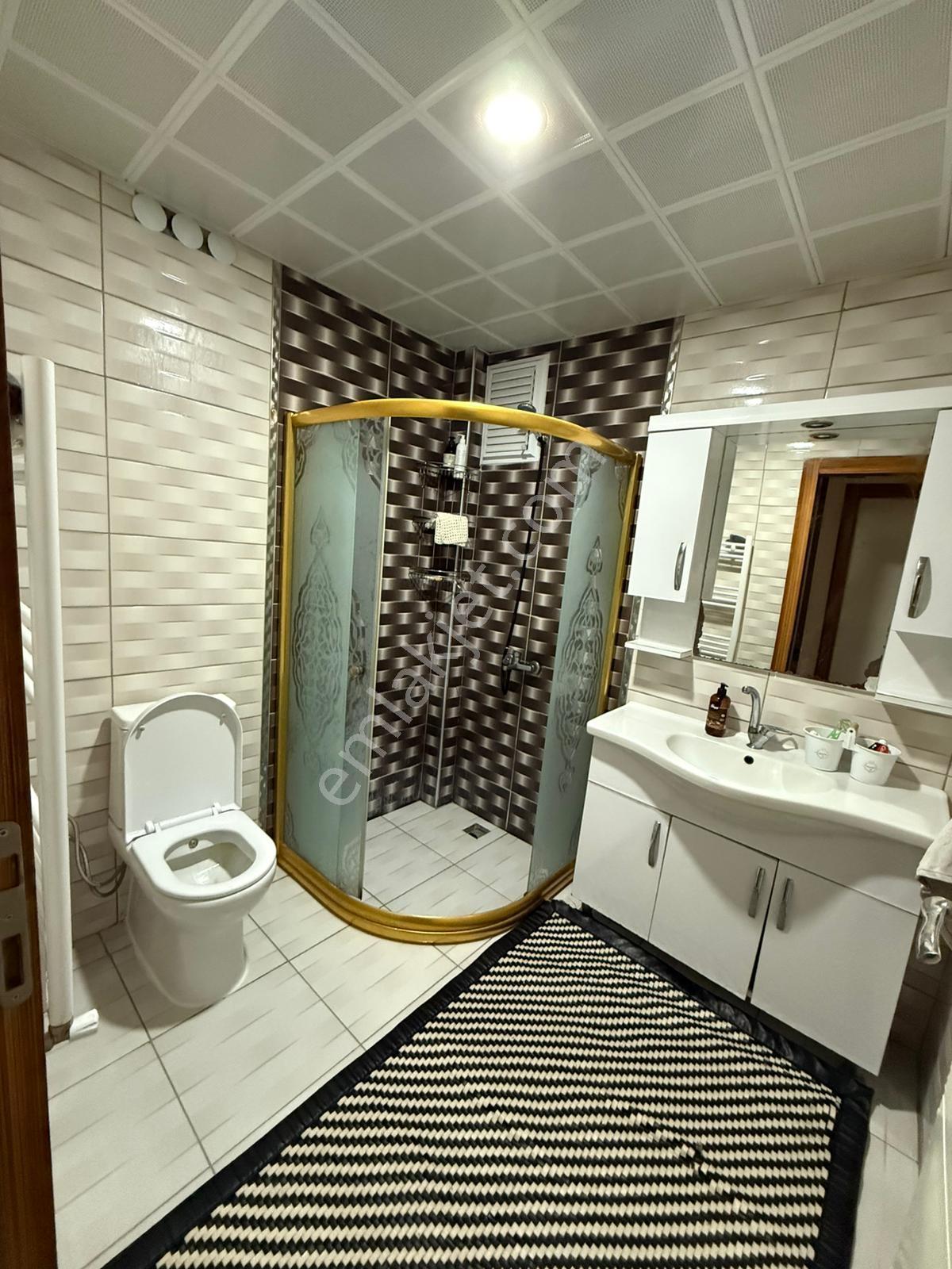 Sancaktepe'de Lüx Yapısıyla 4+1 Ebeveyn Banyolu Eşyalı Kiralık - Görsel 23